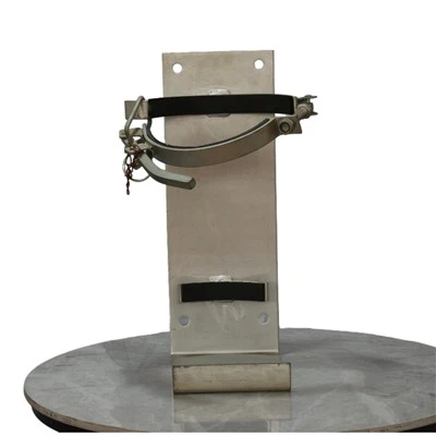 Ugunsdzēšamā aparāta sēdekļa stiprinājums